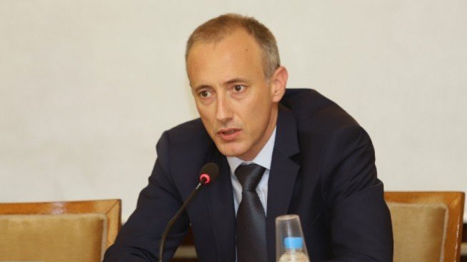 Образователният министър: Отваряме детските градини най-късно на 21 декември