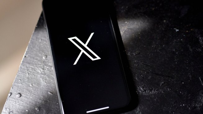 IBM спря рекламите си в X, след като се появиха до пронацистко съдържание