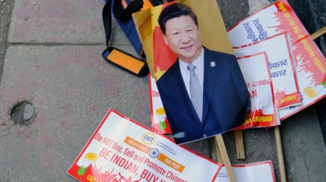 Китай не може да запълни лидерския вакуум на глобалната сцена, оставен от Тръмп