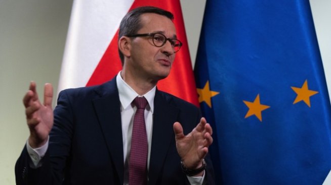 След като отхвърли Съда на ЕС, Полша се обърна за помощ към... Съда на ЕС