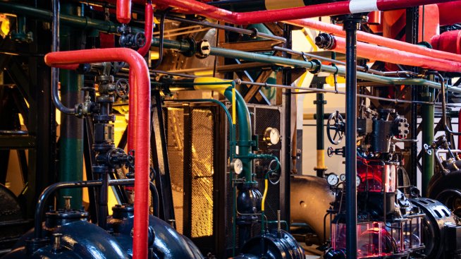 Еврозоната отчита ръст от 24% на търговския излишък до 22,3 млрд. евро към края на юни