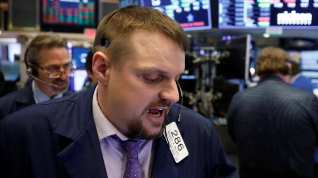 S&P 500 отчете спад в четвърта сесия подред в очакване на среща между Тръмп и Си