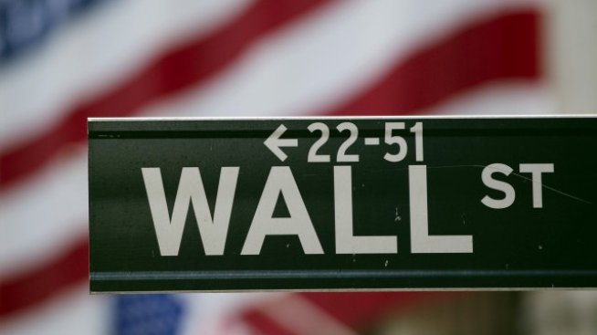 Банковият сектор повлече надолу търговията на Wall Street*