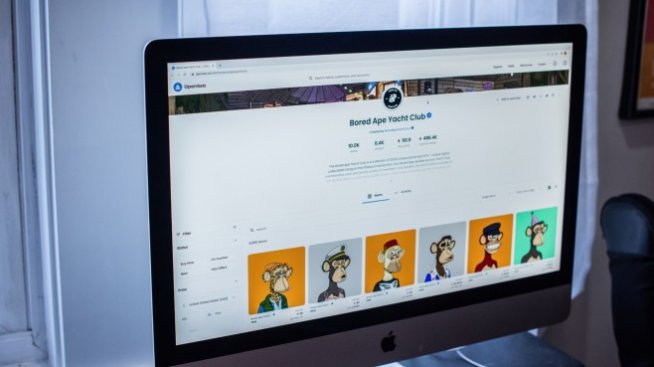 Хак на Instagram профила на Bored Ape струва на потребители 3 млн. долара