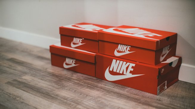 Nike съкращава служители като част от преструктурирането си