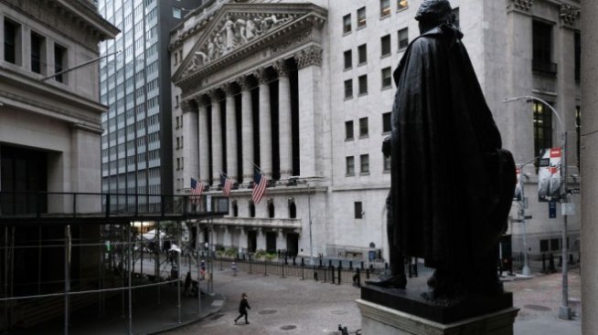 Оптимизмът за икономиката носи на Dow ръст от 500 пункта*