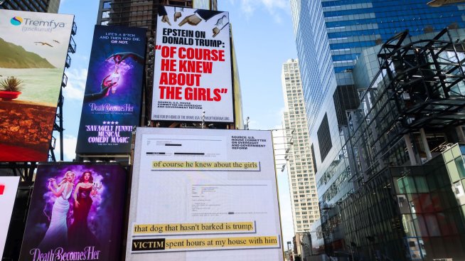 Досиетата Епстийн: а къде е Тръмп?