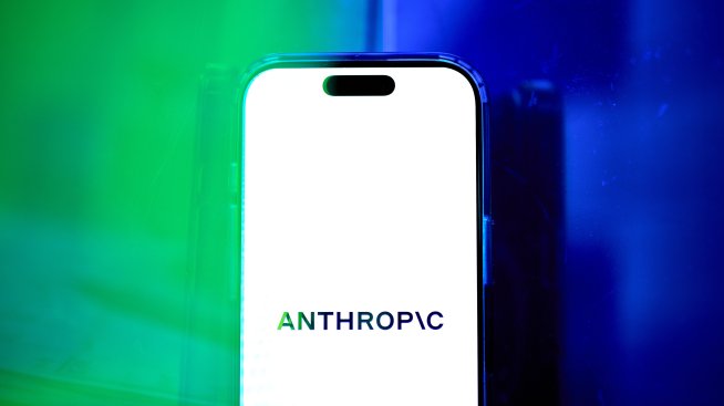 Anthropic води преговори за набиране на 30 млрд. долара при оценка от 900 млрд. долара