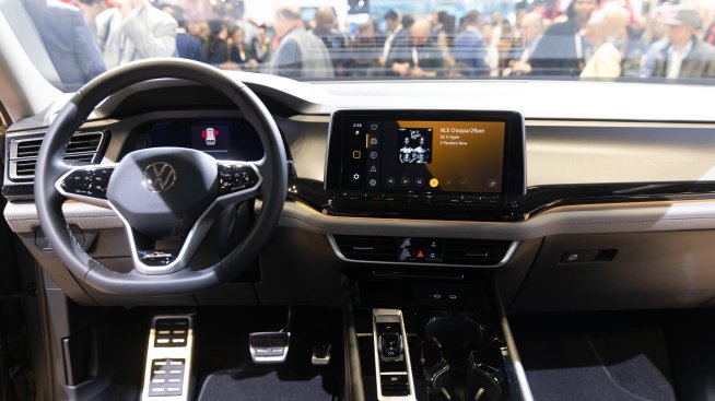 Италия разследва Tesla, Volkswagen, Stellantis и BYD заради нелоялни търговски практики