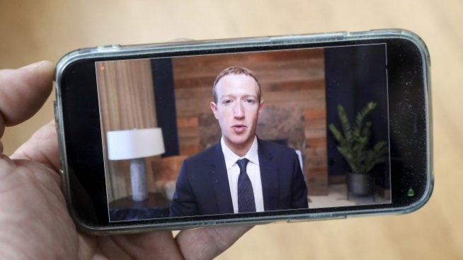 Технологичните лидери - новите тютюневи барони?