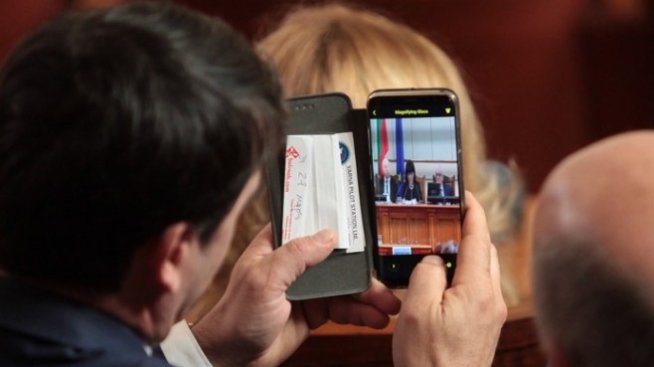 Изборният кодекс и касовите апарати отпаднаха от дневния ред на депутатите