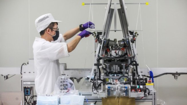 Инвеститорите остават разкъсани между възможна втора вълна и нова подкрепа 