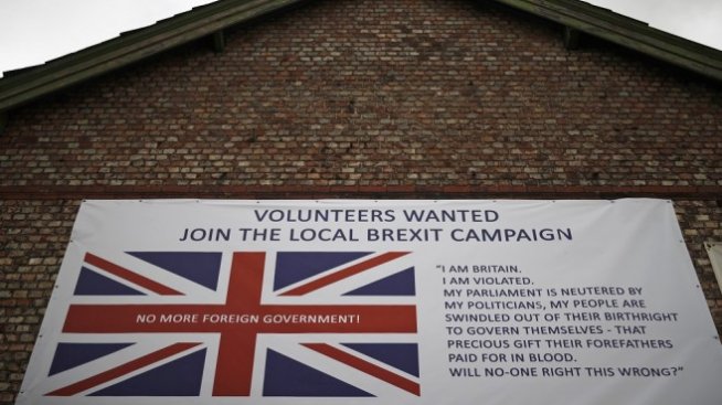 Лиъм Фокс: Шансовете за спиране на Брекзита са 50 на сто