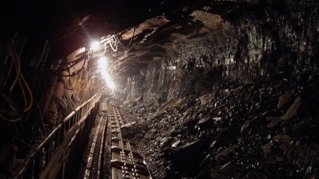 Предлагат временна анкетна комисия за случая с мини &bdquo;Бобов дол&ldquo;