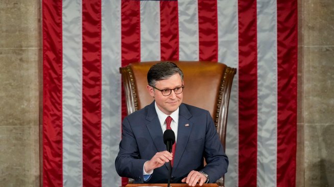 Републиканците преизбраха Майк Джонсън за председател на Камарата на представителите