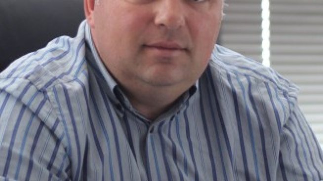 В. Лазов: Вносителите на автомобили изпитват затруднения от ниските продажби