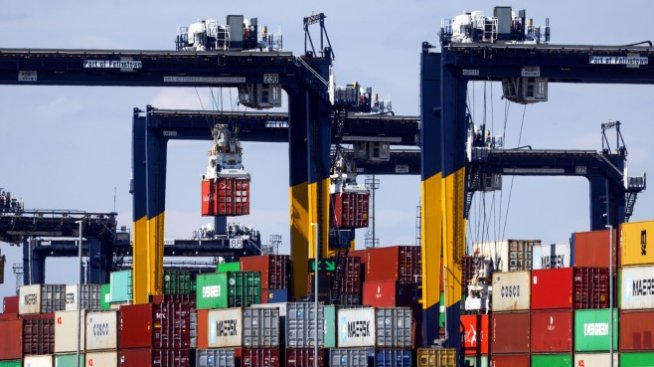 Печалбата от транспорт на контейнери вече си съперничи с тази на Apple