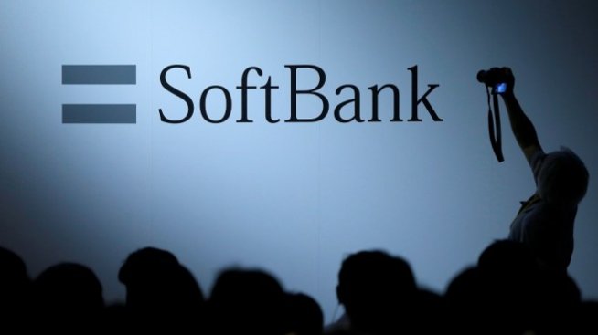 SoftBank избра Nomura и Goldman Sachs за поематели на IPO-то ѝ