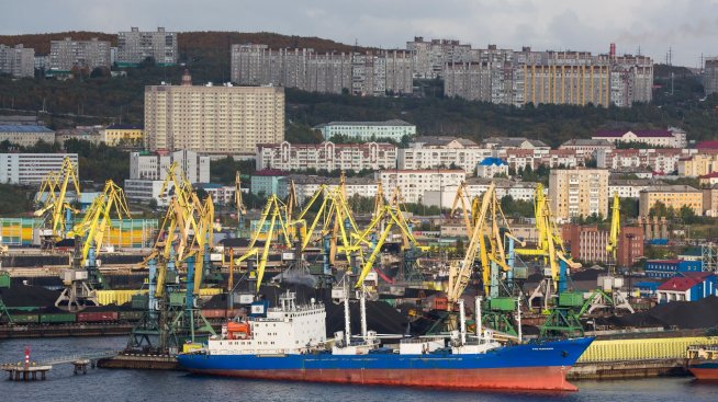 Доставките на руски суров петрол по море са на 11-месечен връх през втората седмица на април