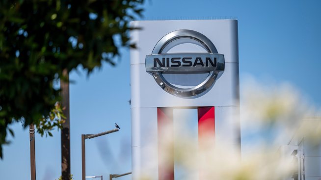 Nissan свива производството в своя най-голям завод в Япония