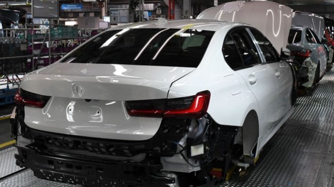 Германските концерни рестартират частично производството в Китай