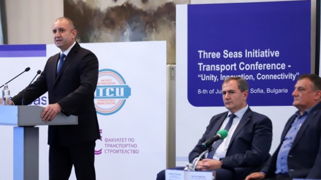 Google, Amazon и SpaceX - сред участниците на „Три морета“