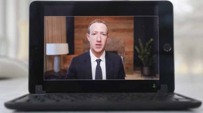 Facebook забавя пускането на нови продукти