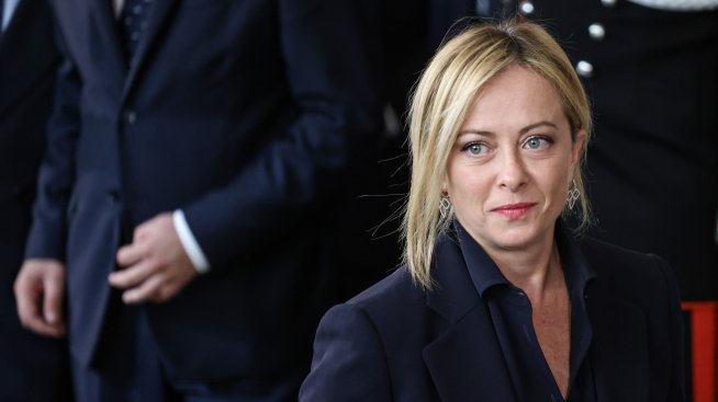 Джорджа Мелони получи мандат да стане първата жена премиер на Италия