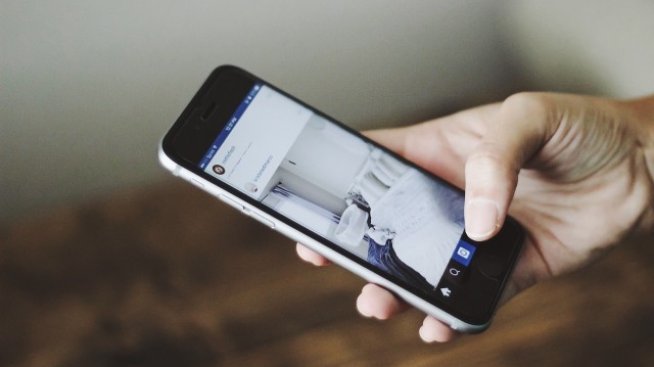 Пазарът на мобилни апарати в България е изправен пред големи промени