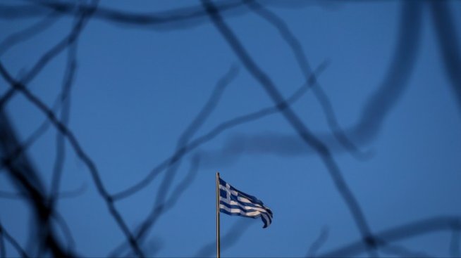 Гърция вдига лимита за теглене на пари в брой от банките