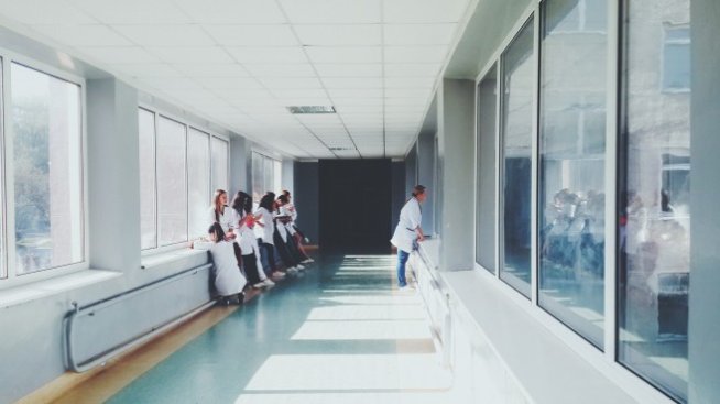 Как спирането на плановите операции в Унгария носи възможности за частния сектор