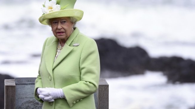 Kак Елизабет II каза това, което Камерън не посмя