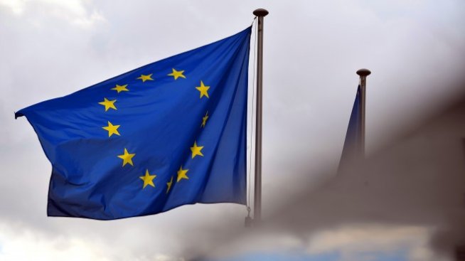 Първите социални облигации на ЕС са били презаписани 13 пъти