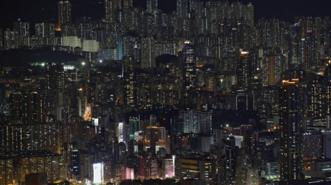 Край на огромните печалби за компаниите за имоти в Хонконг