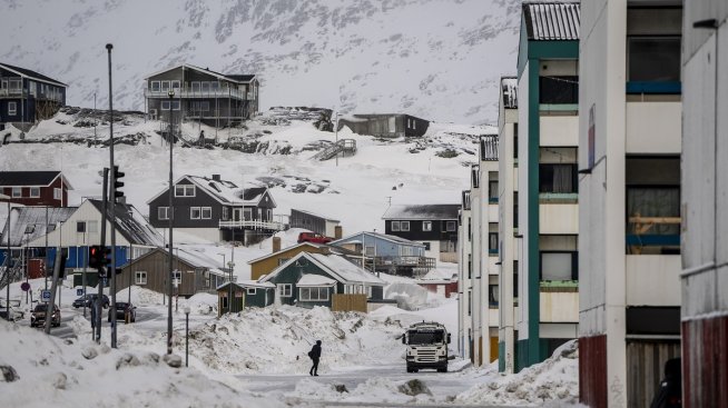 Гренландия гласува за парламент – изборите са тест за амбициите за независимост