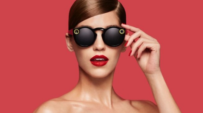 Snap има стратегия как да направи очилата Spectacles хит 