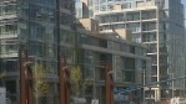 Апартаменти в бившето Олимпийско селище във Ванкувър привличат купувачи