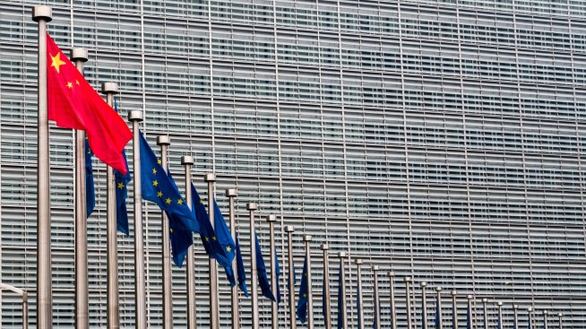 Фон дер Лайен иска контрол над европейските инвестиции в Китай