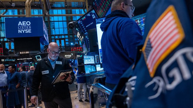 Преследването на по-евтини акции от Wall Street се разпространява по света