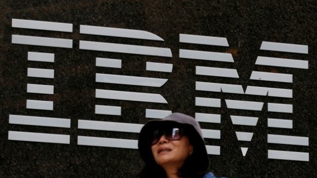 IBM отчита 19-то поредно тримесечие на спад на приходите