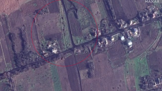 Сателити разкриват: руснаците укрепват позициите си край Бахмут 