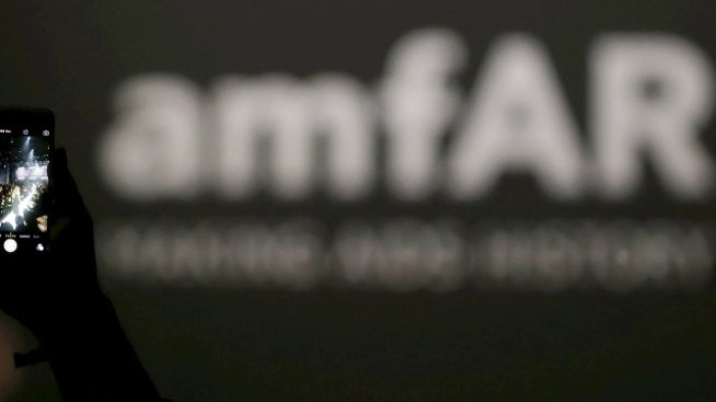 Гала вечерта на amfAR в Кан събра рекордните 30 млн. евро