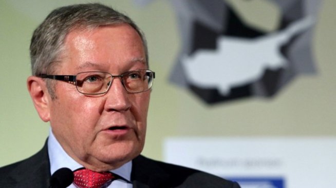 Клаус Реглинг: Стартираме дискусия за "Фонд за черни дни" в еврозоната