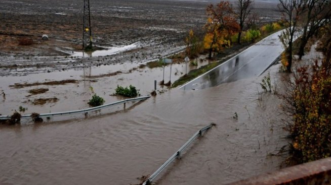 Бургас и Камено получиха 1 млн. лв. от правителството заради щетите от пороите