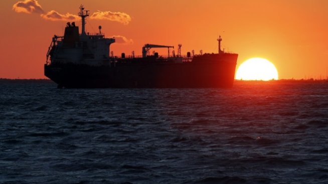 BP с мащабна операция за доставка на 3 млн. барела петрол от САЩ към Азия