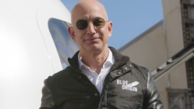 Безос: Blue Origin ще изпрати първата жена на лунната повърхност