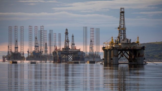 Новите случаи на коронавирус в САЩ обезкуражиха отново цените на петрола*