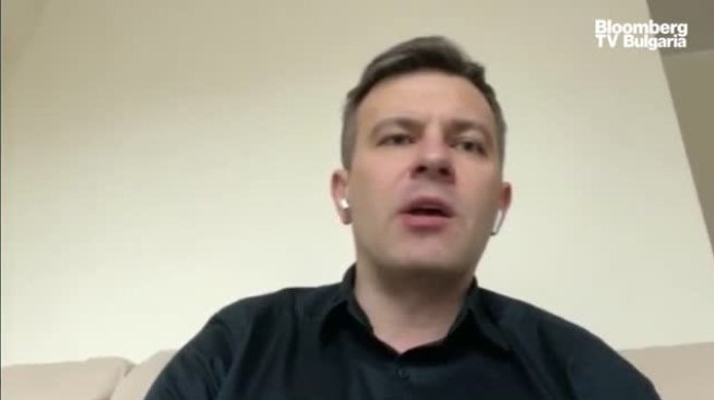 Централната банка на Украйна оценява БВП наполовина от този в мирно време