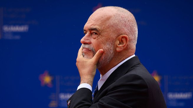 Албания се обръща към AI, за да се пребори с корупцията и да се присъедини към ЕС