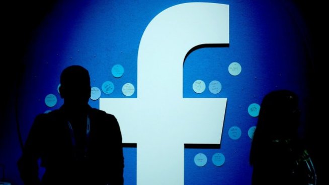 Как Facebook излиза извън бизнеса си във времето на пандемия
